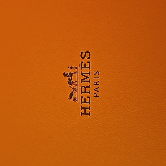 Hermes Pocket Square NIB - Picture 6 of 6